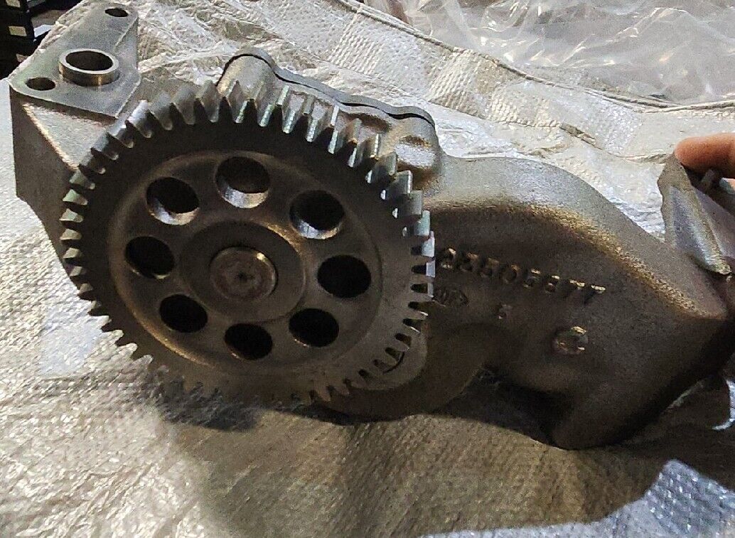 Detroit Diesel DDE-R23527448 OIL PUMP SHIPS FREE